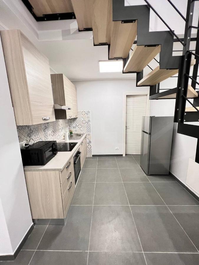 Modern Loft Center Of Turin + Jacuzzi 30M Metro Appartement Collegno Buitenkant foto