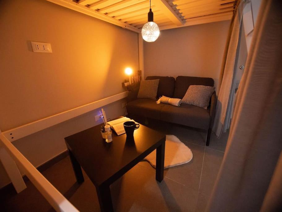 Modern Loft Center Of Turin + Jacuzzi 30M Metro Appartement Collegno Buitenkant foto