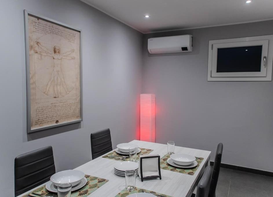 Modern Loft Center Of Turin + Jacuzzi 30M Metro Appartement Collegno Buitenkant foto