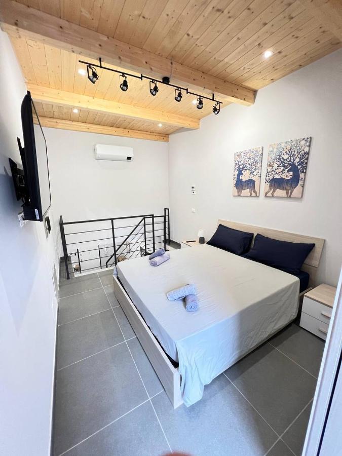 Modern Loft Center Of Turin + Jacuzzi 30M Metro Appartement Collegno Buitenkant foto