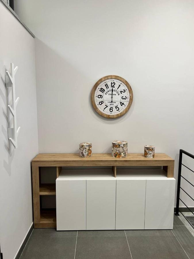 Modern Loft Center Of Turin + Jacuzzi 30M Metro Appartement Collegno Buitenkant foto